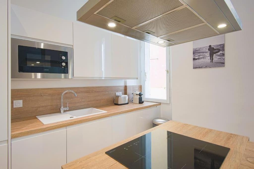 Spacious T2 Near The Halles And The Harbour Toulon Ngoại thất bức ảnh